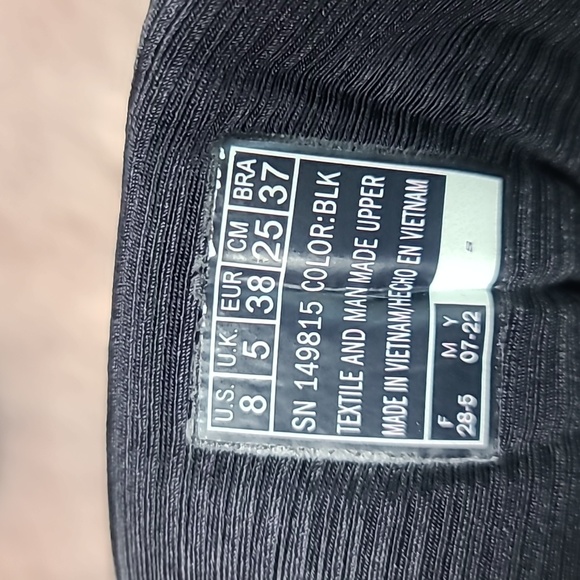 Skechers Women's D'Lux Walker Commuter Black Athletic and Training Shoes Used - Picture 9 of 13